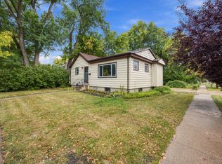 1621 12th Ave S, Fargo, ND 58103