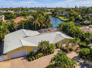 104 Cat Cay Ln, Indian Harbour Beach, FL 32937