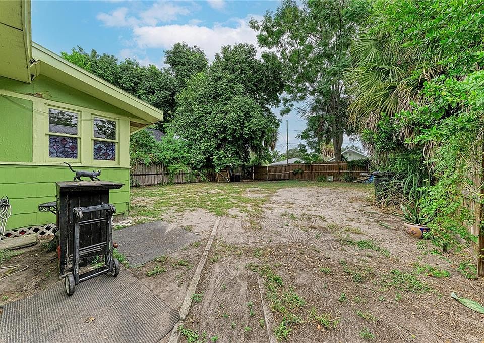43rd image of 1005 16TH AVENUE S