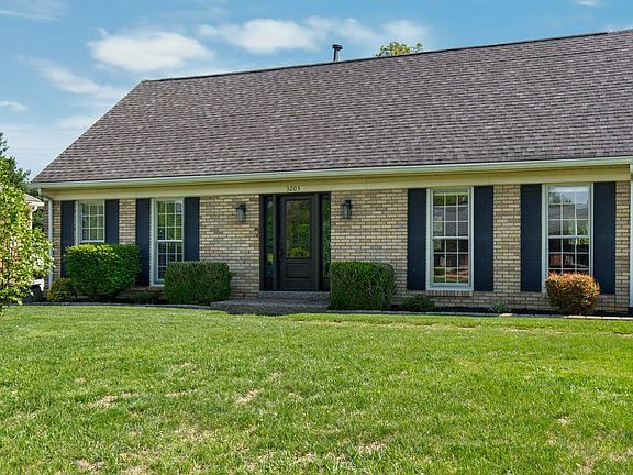 2nd image of 3203 Morningview Dr