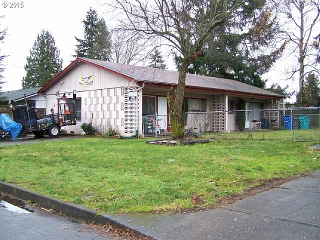 1st image of 2621 E 28th St