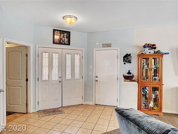 4th image of 2856 Trossachs St
