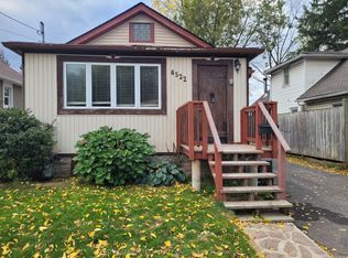 6522 Taylor St, Niagara Falls, ON L2G 2G1