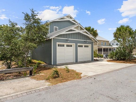 2nd image of 104 Pinwheel Ct