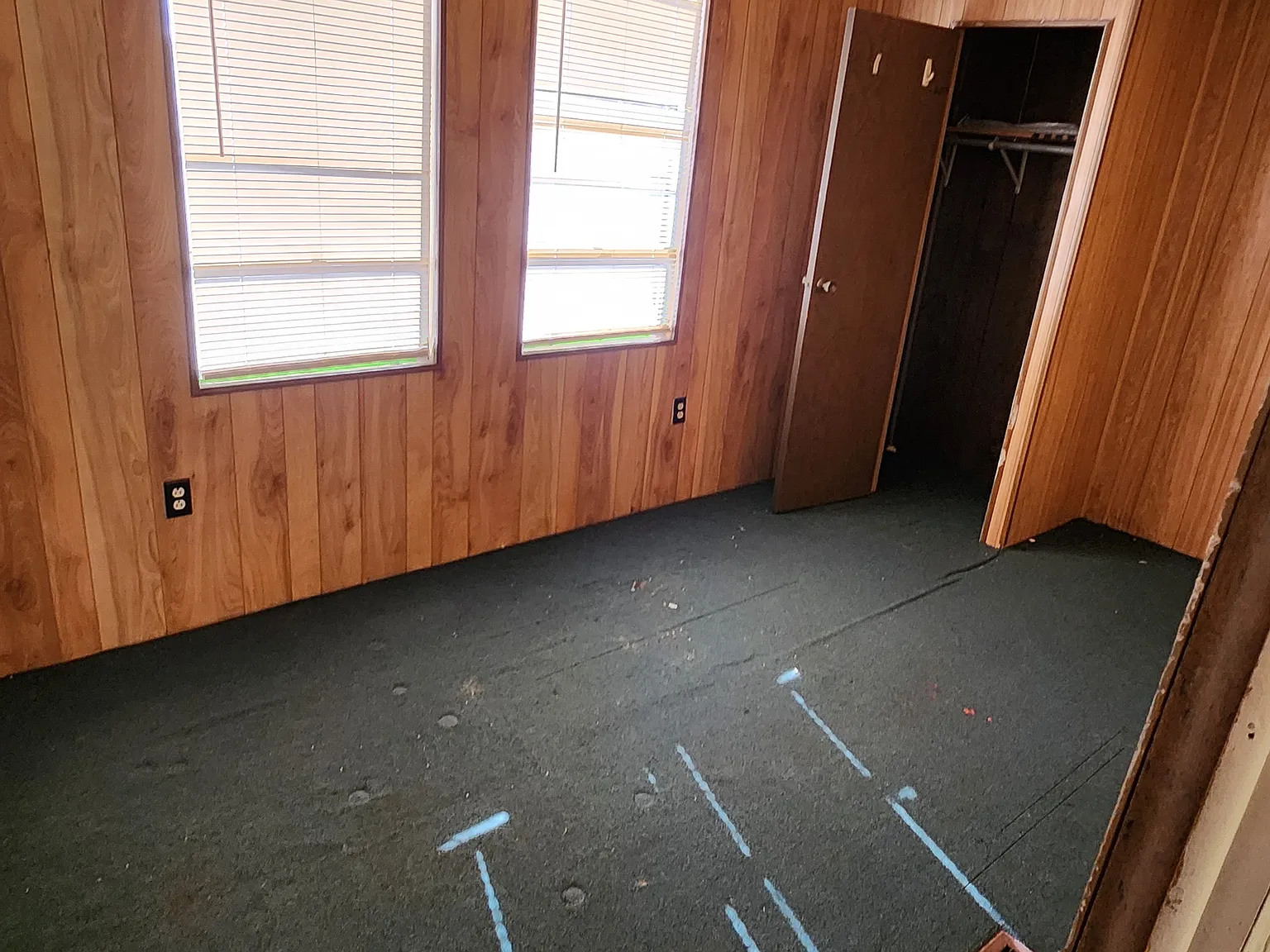 3 bed, 1200 sqft, $900 — Photo 4