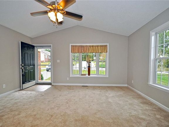 5th image of 4207 Summitview Dr