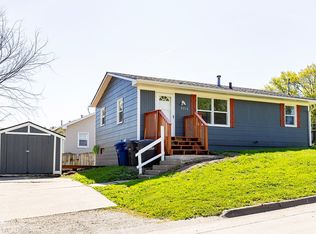 5313 SW 10th St, Des Moines, IA 50315