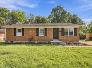 106 Brushwood Ct, Berea, KY 40403