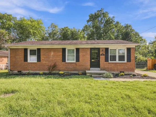 106 Brushwood Ct, Berea, KY 40403