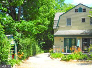 90 Sproul Rd, Malvern, PA 19355