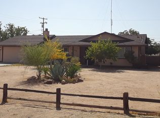 10696 Nambe Rd, Apple Valley, CA 92308