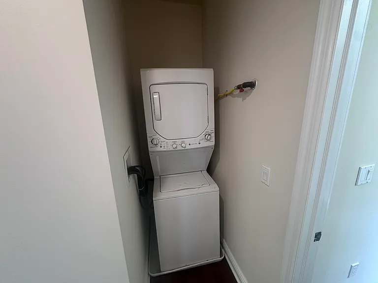 45 Emerson Plz E #2 — Photo 10