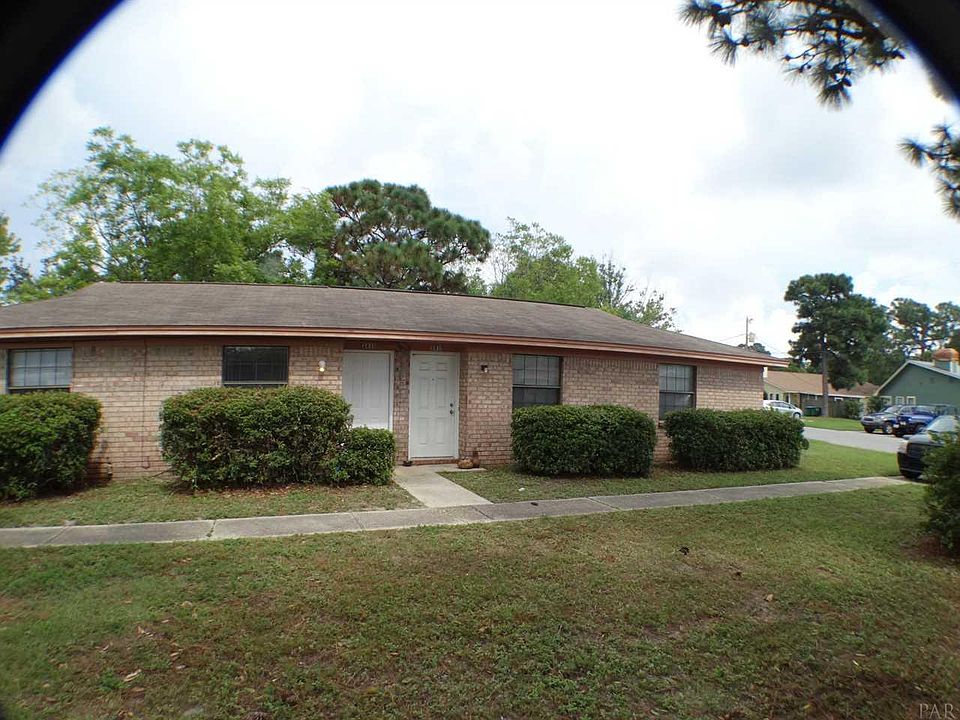 1st image of 2851 Villa Woods Cir