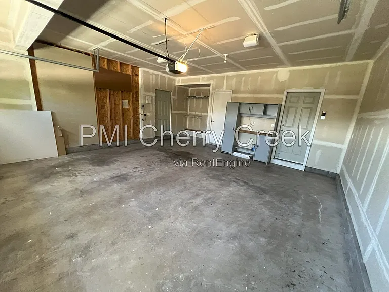 19453 E Hollow Creek Dr — Photo 44
