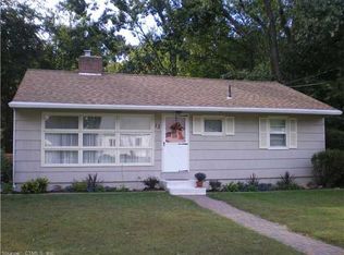 13 Gordon Ln, Enfield, CT 06082