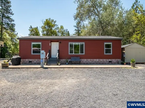 29727 Santiam Terrace Rd, Lebanon, OR 97355