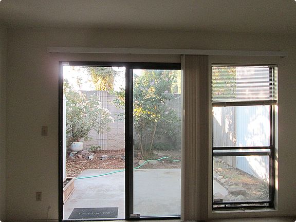 Private patio+ yard