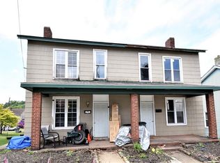 526 8th St #528, Irwin, PA 15642