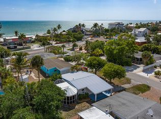 116 Hibiscus Dr, Fort Myers Beach, FL 33931