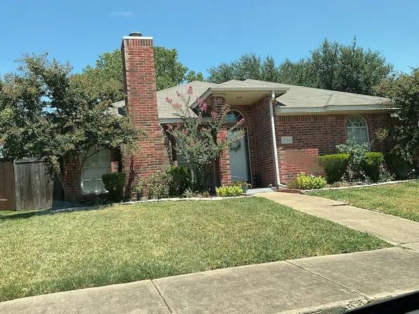 2704 Spring Rain Dr, Mesquite, TX 75181