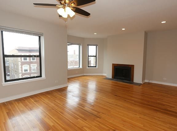 5th image of 920 W Belle Plaine Ave #W5