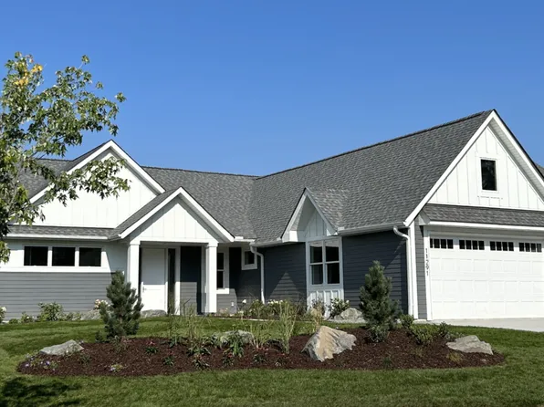 11291 Latrobe Ln N, Lake Elmo, MN 55042
