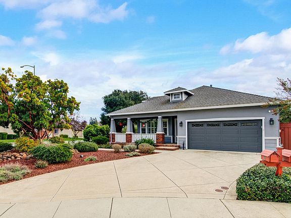 2nd image of 40 Angelica Way