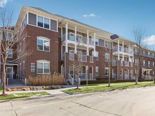 2176 Willenbrock Cir, Iowa City, IA 52245