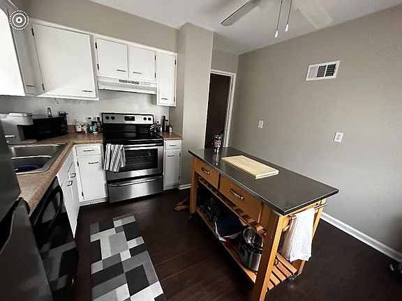 4th image of 9351 Ballentine St