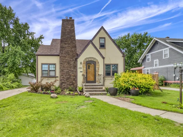 331 Willow St E, Detroit Lakes, MN 56501