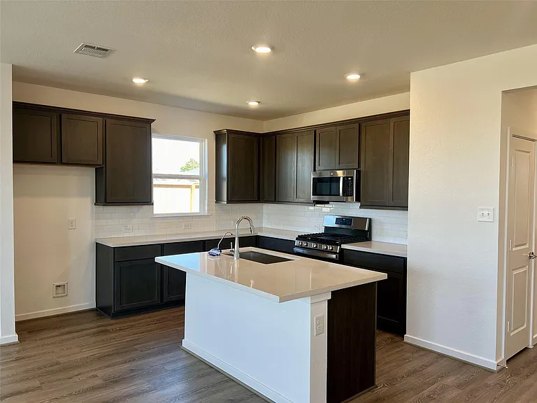 21835 Redwood Bluff Trl — Photo 5