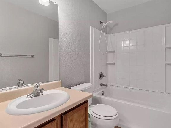 5th image of 7716 S 64th Ln