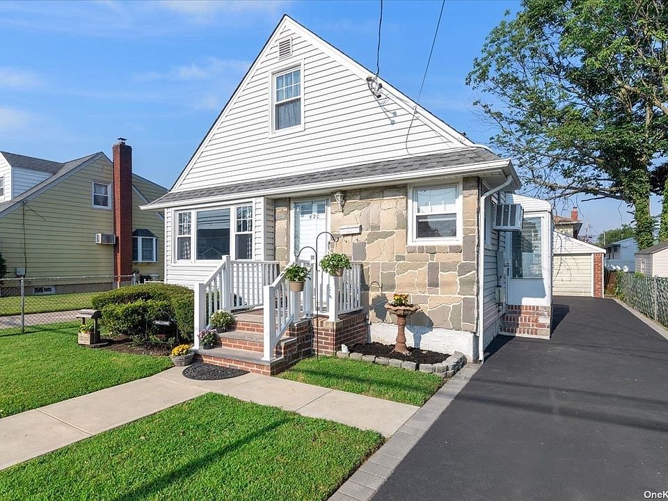 1st image of 420 Clement Ave