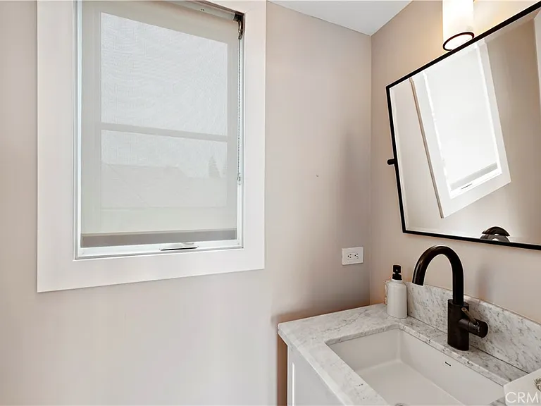 212 Marguerite Ave — Photo 24