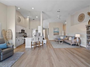 5265 Birmingham Dr APT 202, Naples, FL 34110
