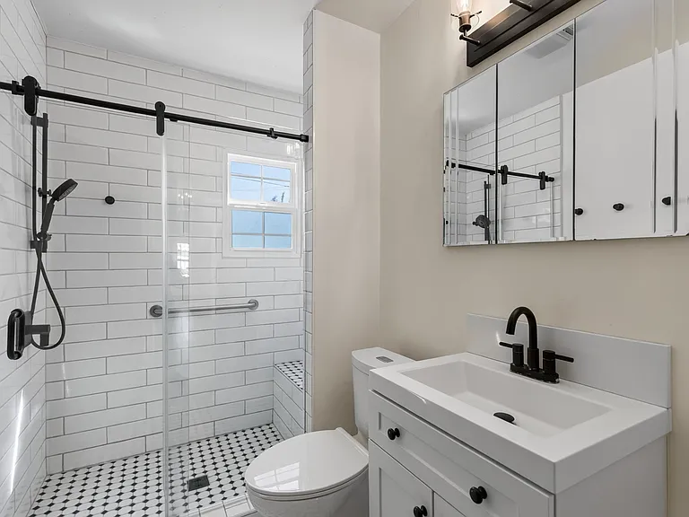 3533 Elmwood Dr — Photo 24