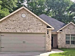 102 Village Walk, Centerville, GA 31028