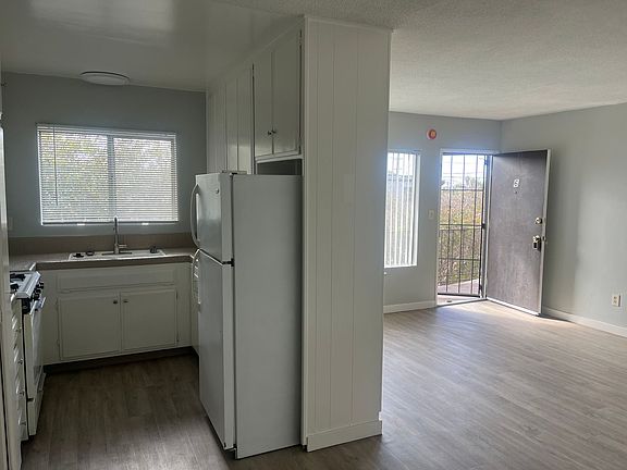 3rd image of 3828 Cherokee Ave #1-9