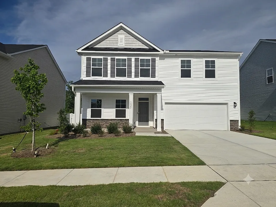 5822 Mill Stone Way W
