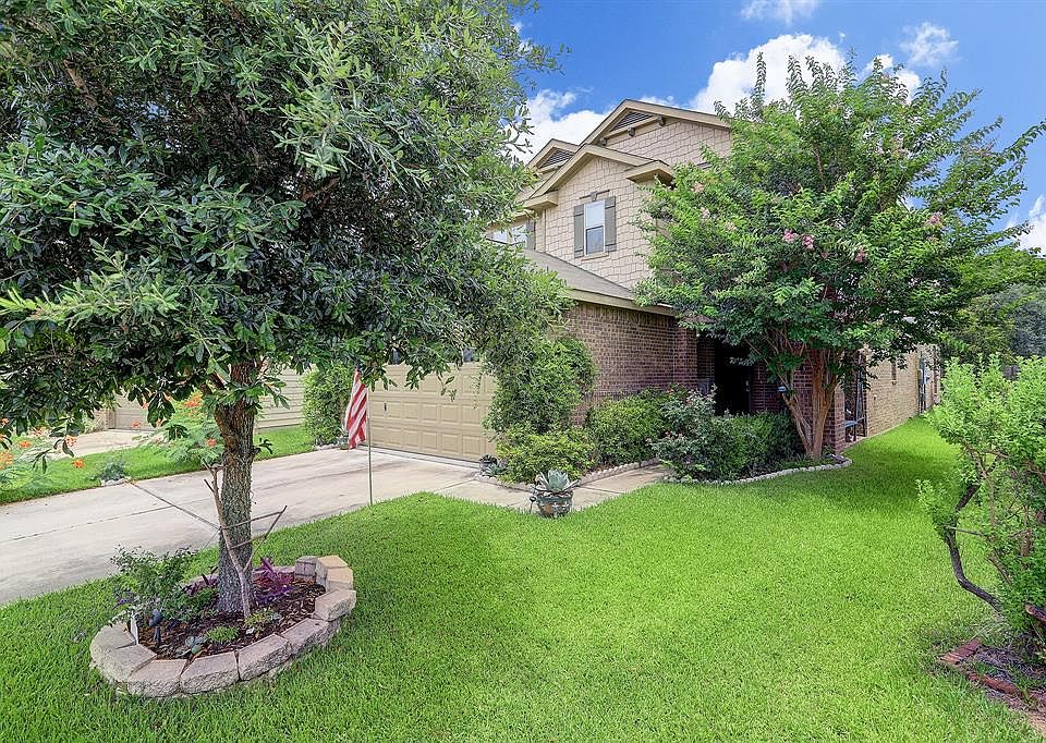 1st image of 7548 Connemara Dr