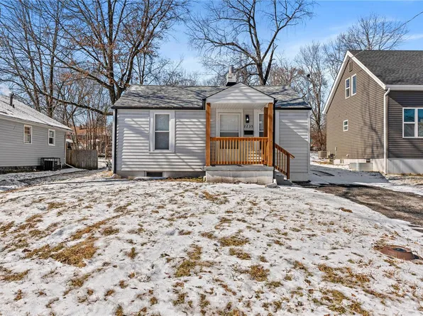 2235 Huntington Ave, Saint Louis, MO 63114