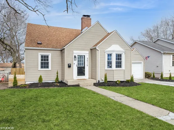 3515 Condit St, Highland, IN 46322