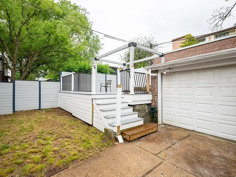 1406 Lovering Ave — Photo 30