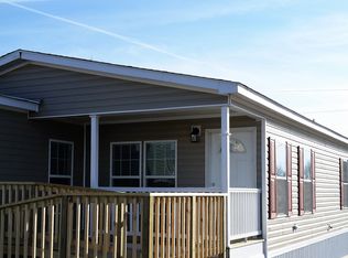 7115 Stewart Rd TRLR 28, Liberty, MO 64068