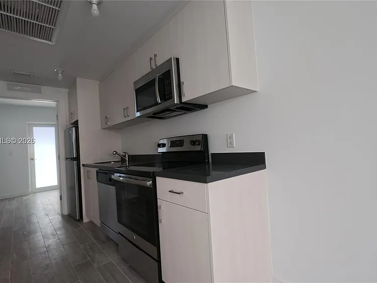 1035 Euclid Ave #25 — Photo 23