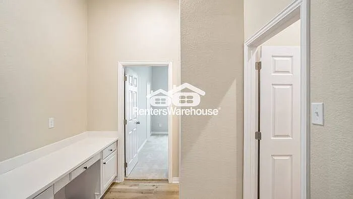 508 Lilac Ln — Photo 20