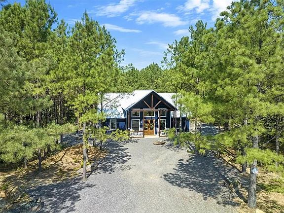 3rd image of 285 Bear Pine Trl