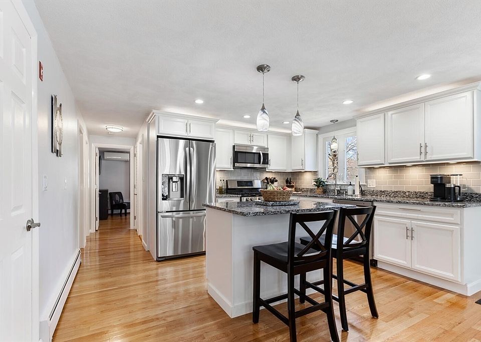 127 Bartholomew St, Peabody, MA 01960 Zillow