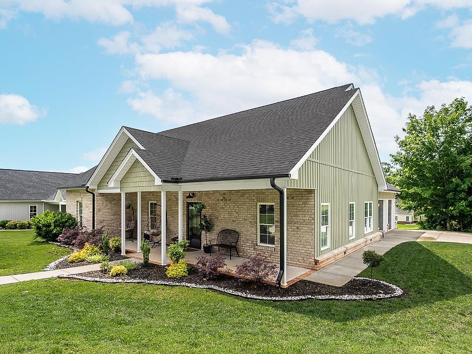 1st image of 1013 Glenbrooke Dr