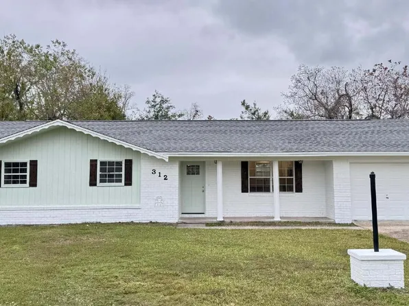 312 Missouri Ave, Lynn Haven, FL 32444